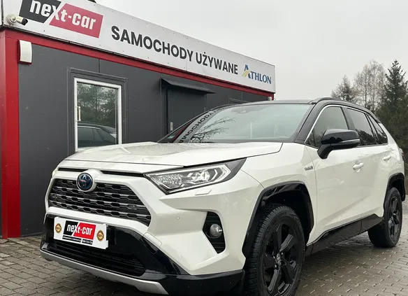 małopolskie Toyota RAV4 cena 139900 przebieg: 121510, rok produkcji 2019 z Tuchola